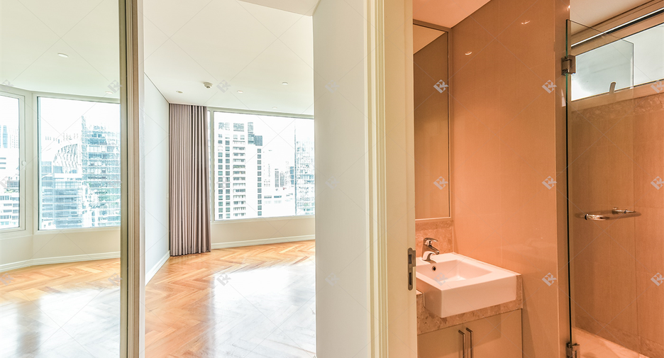 Wohnung zur Miete mit 3 Zimmer in Pathum Wan, Bangkok