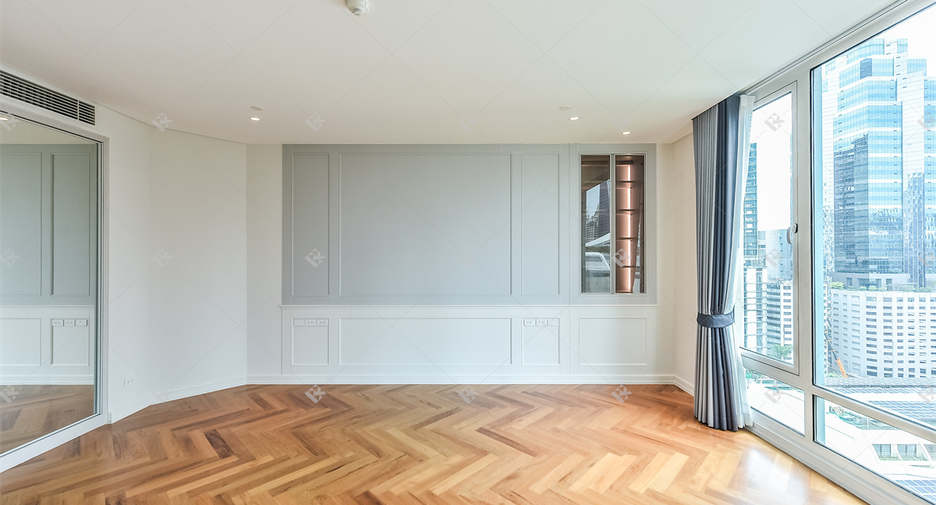 Wohnung zur Miete mit 3 Zimmer in Pathum Wan, Bangkok