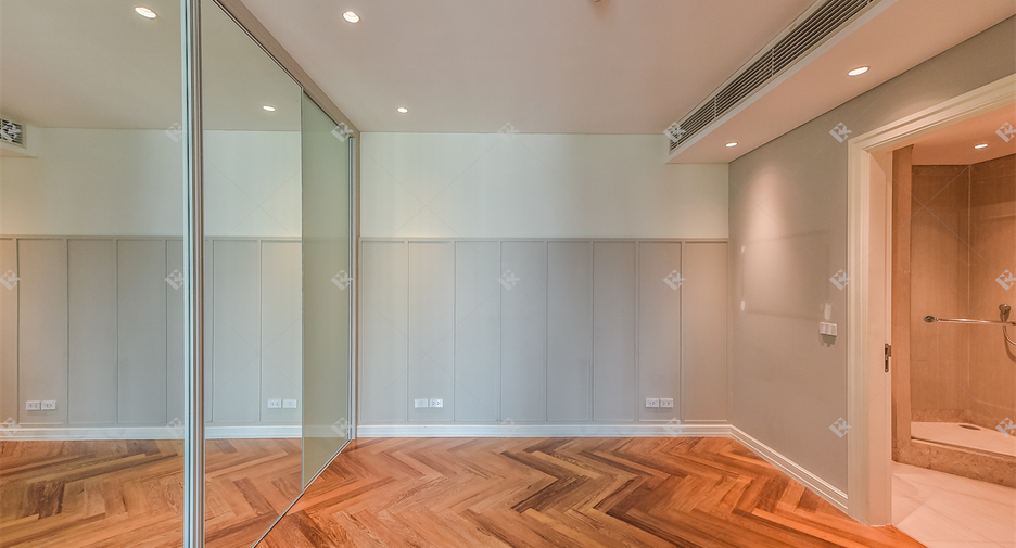 Wohnung zur Miete mit 3 Zimmer in Pathum Wan, Bangkok