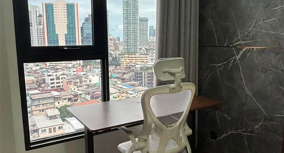 Condo en alquiler de 1 habitaciones en Bang Rak, Bangkok