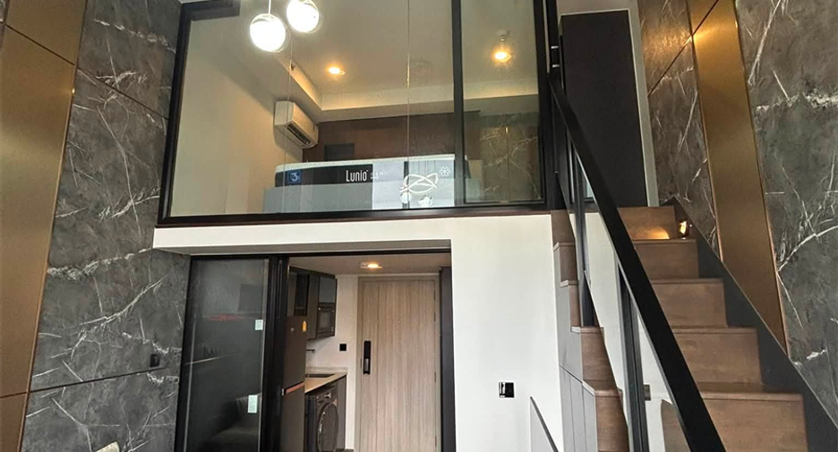 Condo en alquiler de 1 habitaciones en Bang Rak, Bangkok