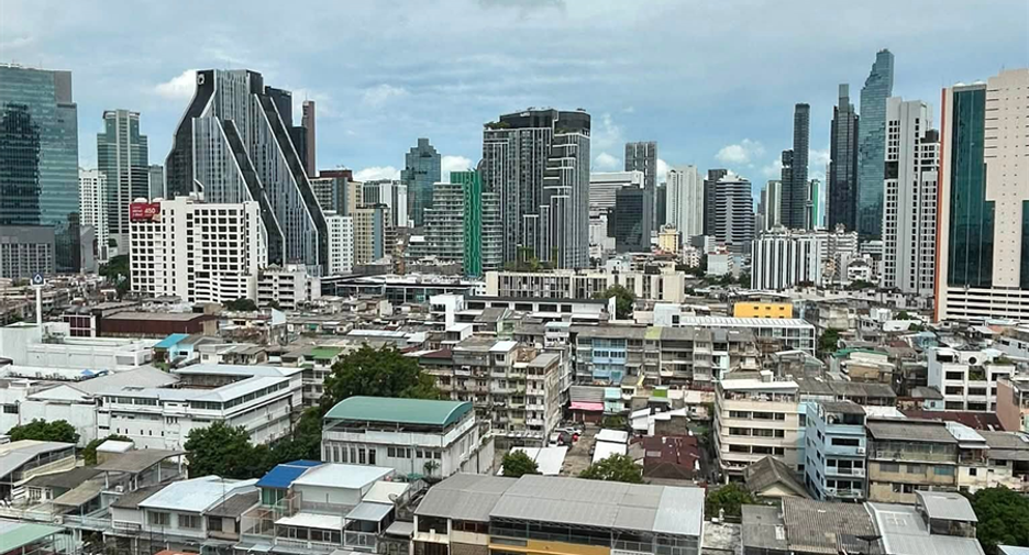 Condo en alquiler de 1 habitaciones en Bang Rak, Bangkok