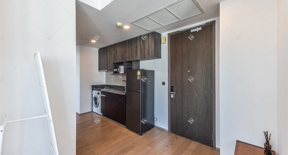Condo en alquiler de 2 habitaciones en Bang Rak, Bangkok