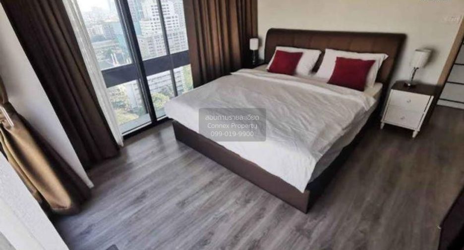 For rent 2 bedrooms condo in Sathon, Bangkok