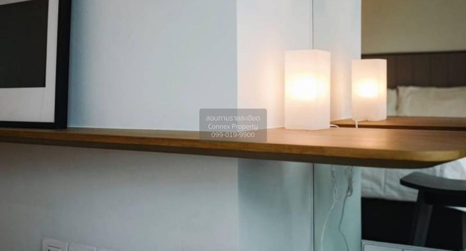 For rent 2 bedrooms condo in Sathon, Bangkok