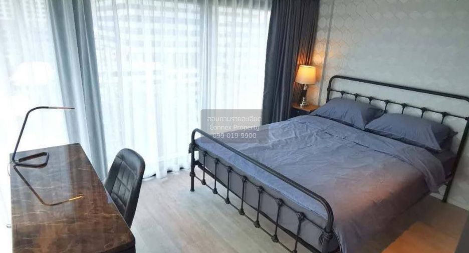 For rent 2 bedrooms condo in Sathon, Bangkok
