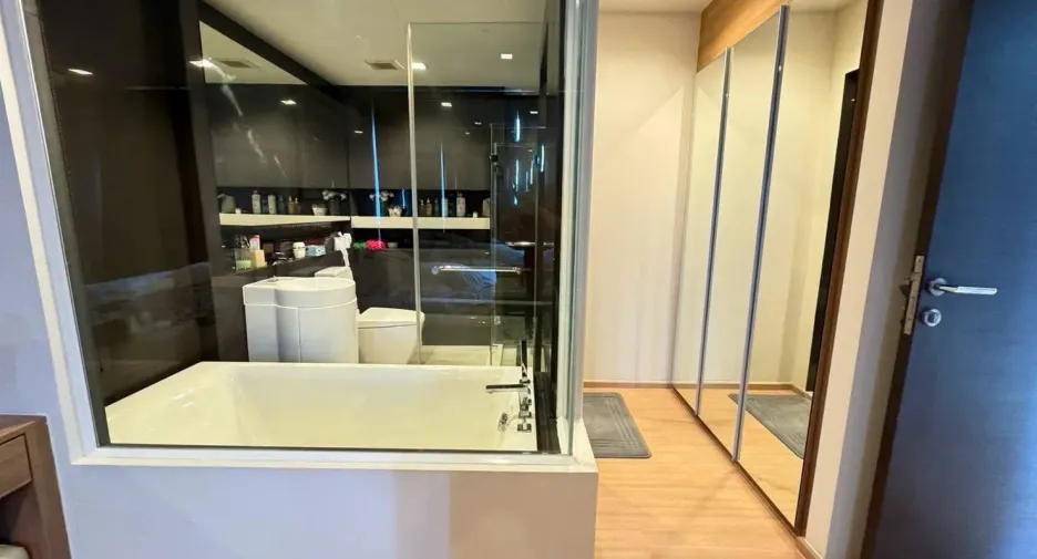 For rent 2 ベッドルーム condo in Sathon, Bangkok