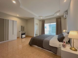For rent 3 bedrooms townhouse in Mueang Phuket, Phuket