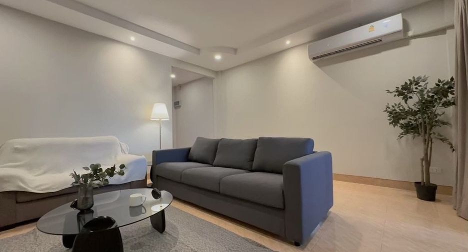 For rent 3 bedrooms townhouse in Mueang Phuket, Phuket