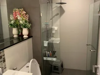 For rent 2 bedrooms condo in Khlong San, Bangkok