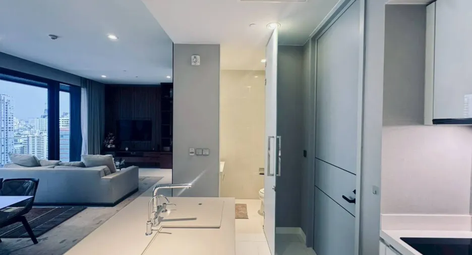 À louer 2 chambres condo à Khlong Toei, Bangkok