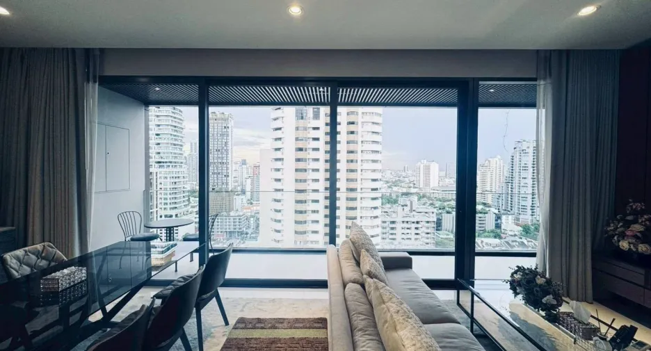 À louer 2 chambres condo à Khlong Toei, Bangkok