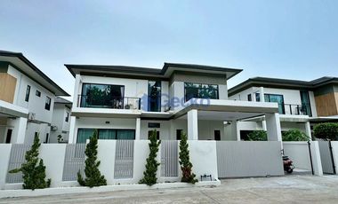 For rent 3 ベッドルーム house in Bang Lamung, Chonburi
