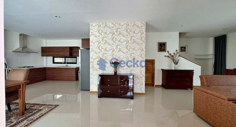 For rent 3 ベッドルーム house in Bang Lamung, Chonburi
