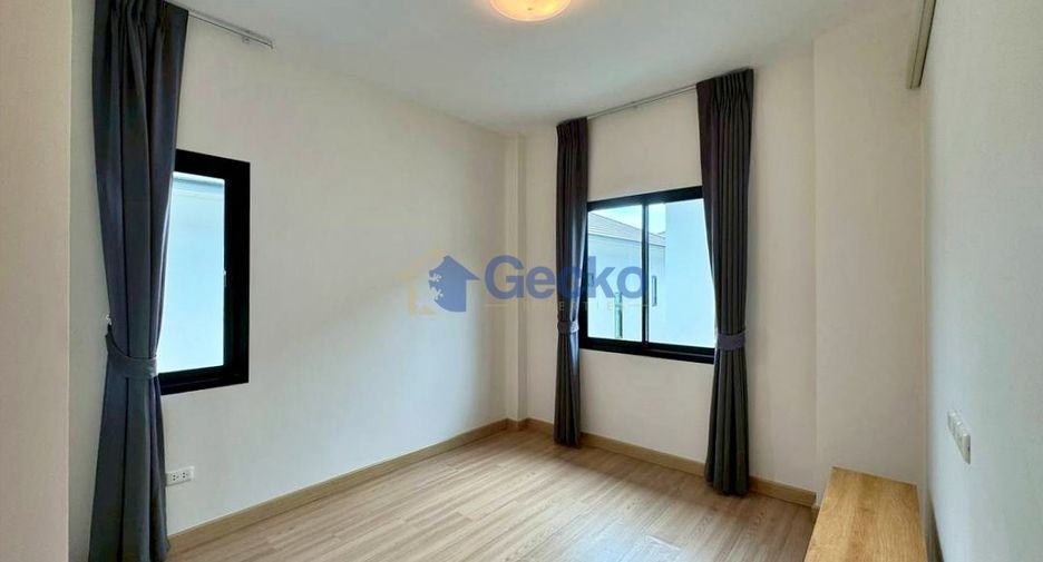 For rent 3 ベッドルーム house in Bang Lamung, Chonburi