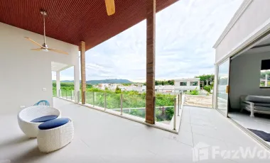 Villa en venta y en alquiler de 4 habitaciones en Thalang, Phuket