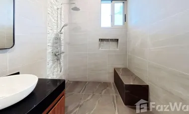 Villa en venta y en alquiler de 4 habitaciones en Thalang, Phuket
