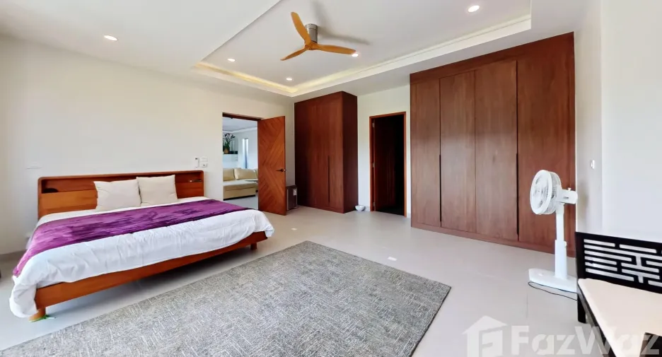 Villa en venta y en alquiler de 4 habitaciones en Thalang, Phuket