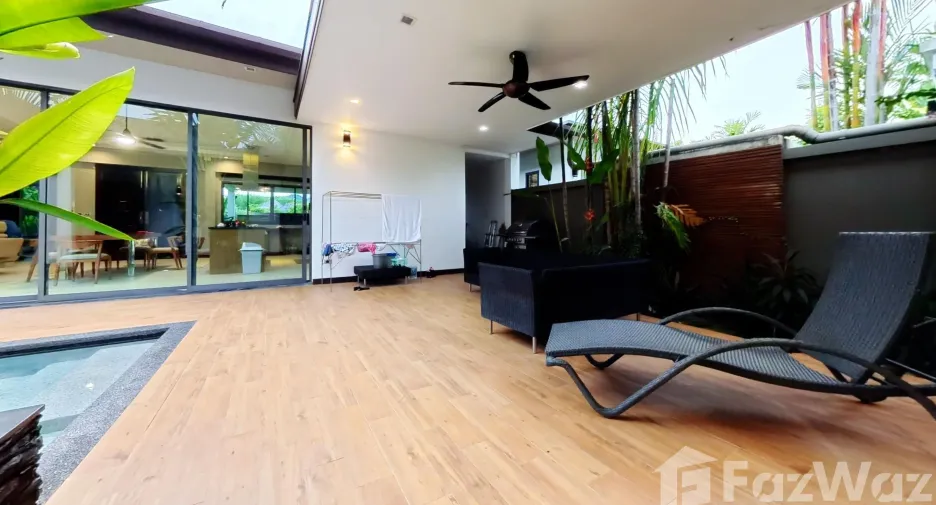 Villa en venta y en alquiler de 3 habitaciones en Thalang, Phuket