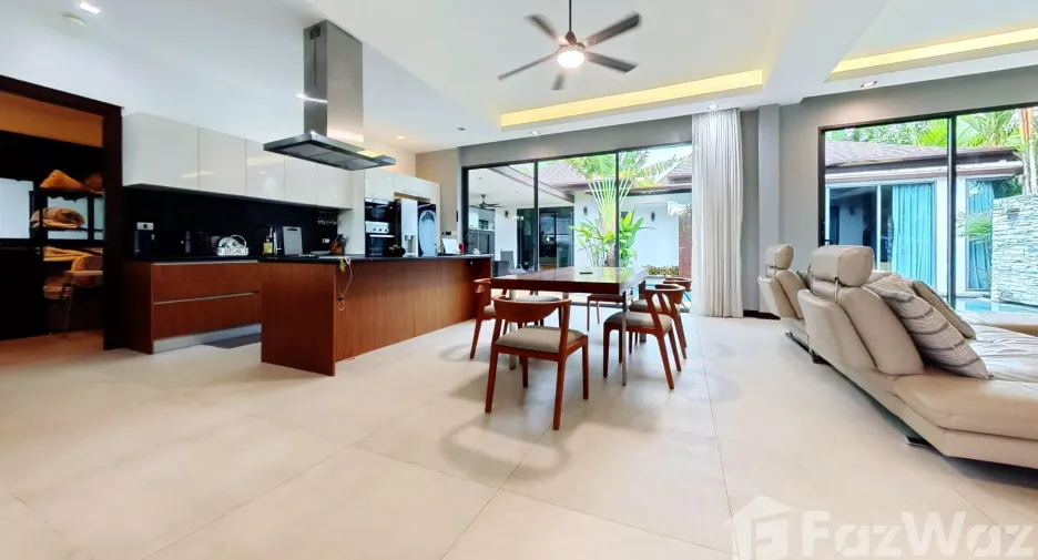 Villa en venta y en alquiler de 3 habitaciones en Thalang, Phuket
