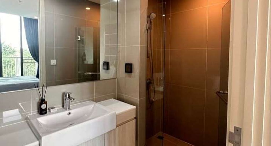 Wohnung zur Miete mit 2 Zimmer in Watthana, Bangkok