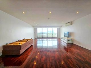 For rent 4 bedrooms condo in Khlong Toei, Bangkok