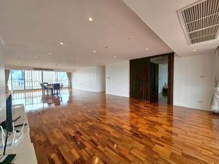 出租 4 卧室 公寓 在 Khlong Toei, 曼谷
