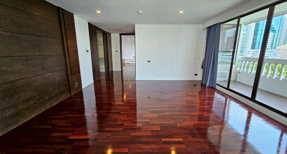 出租 4 卧室 公寓 在 Khlong Toei, 曼谷