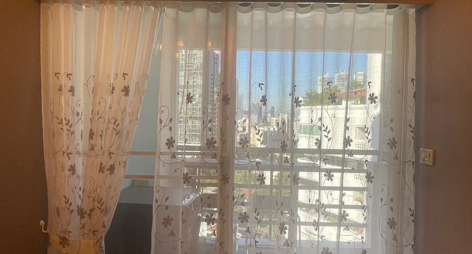 For rent 2 bedrooms condo 