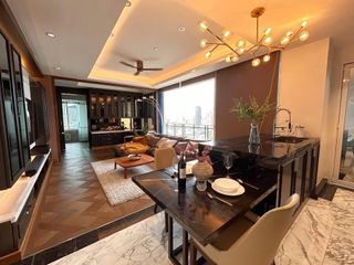 À louer 2 chambres condo à Watthana, Bangkok
