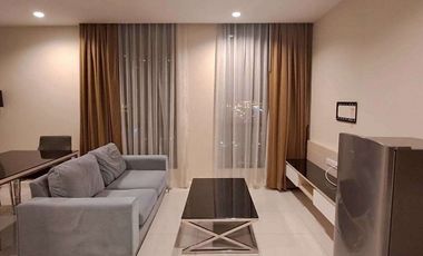 À louer 2 chambres condo à Watthana, Bangkok