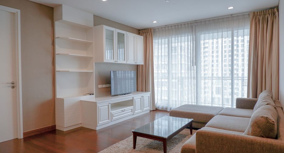 À louer 2 chambres condo à Watthana, Bangkok