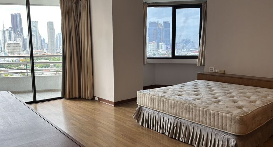 À louer 2 chambres condo à Yan Nawa, Bangkok
