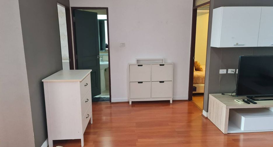 À louer 2 chambres condo 