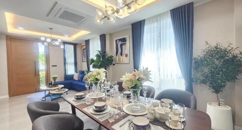 Haus zum Kauf mit 4 Zimmer in Bang Lamung, Chonburi