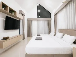 Villa en venta de 5 habitaciones en Bang Lamung, Chonburi