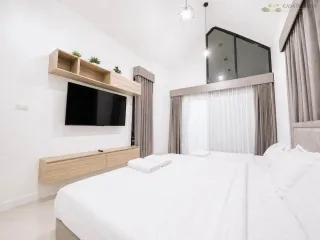 Villa en venta de 5 habitaciones en Bang Lamung, Chonburi