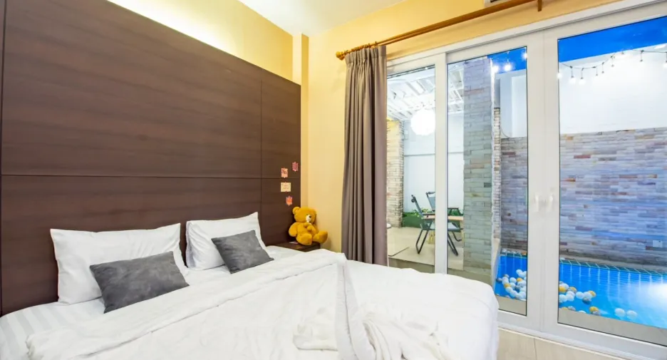 Villa zur Miete mit 6 Zimmer in Bang Lamung, Chonburi