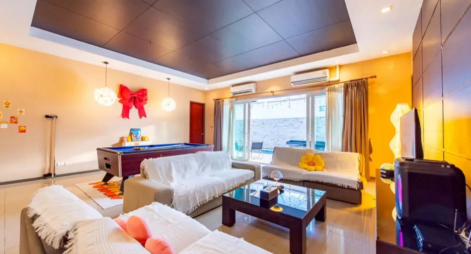 Villa zur Miete mit 6 Zimmer in Bang Lamung, Chonburi