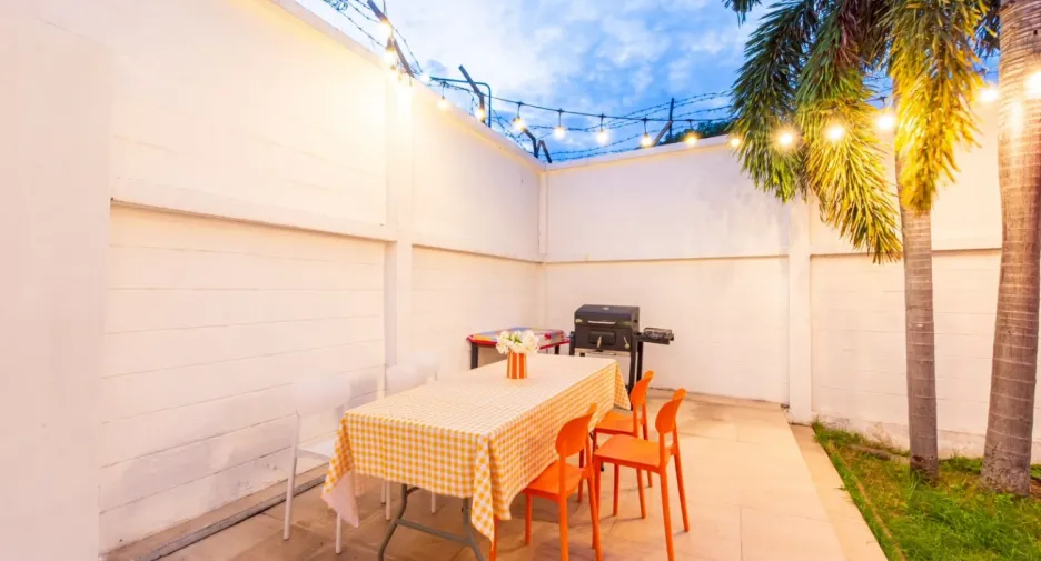 Villa zur Miete mit 6 Zimmer in Bang Lamung, Chonburi