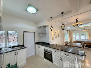 Casa en venta y en alquiler de 5 habitaciones en Mueang Chiang Mai, Chiang Mai