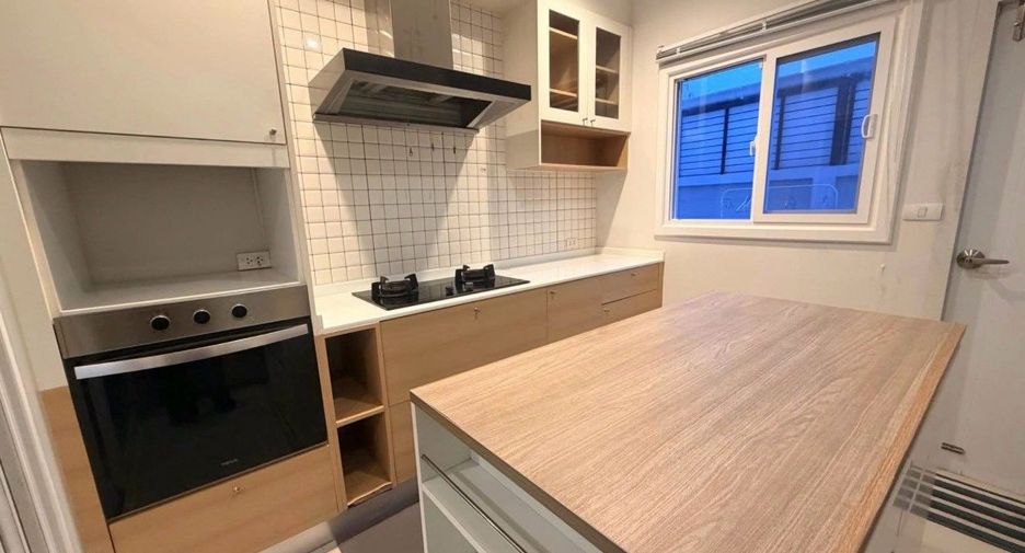 For rent 4 bedrooms house in Thalang, Phuket