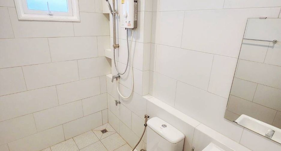 出租 3 卧室 独立屋 在 塔朗, 普吉