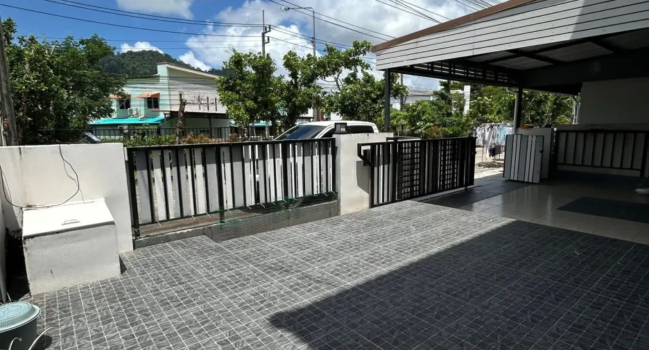 Haus zur Miete mit 3 Zimmer in Mueang Phuket, Phuket