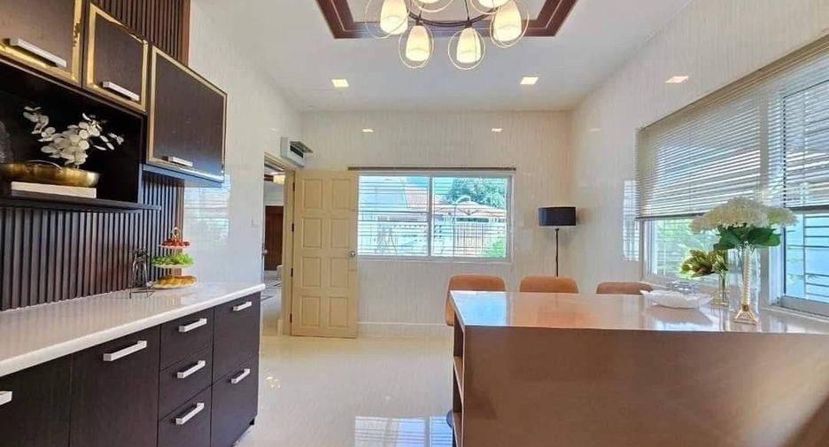 ให้เช่า 3 ห้องนอน วิลล่า ใน บางละมุง, ชลบุรี