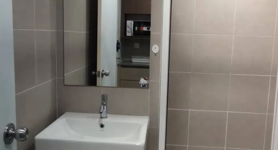 For sale studio condo in Khlong Luang, Pathum Thani