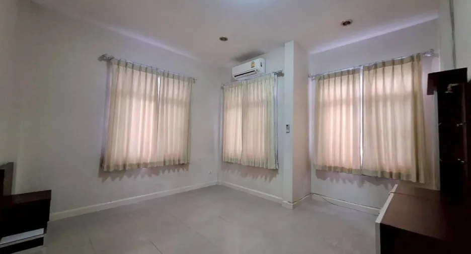 For sale 3 ベッドルーム house in Mueang Khon Kaen, Khon Kaen