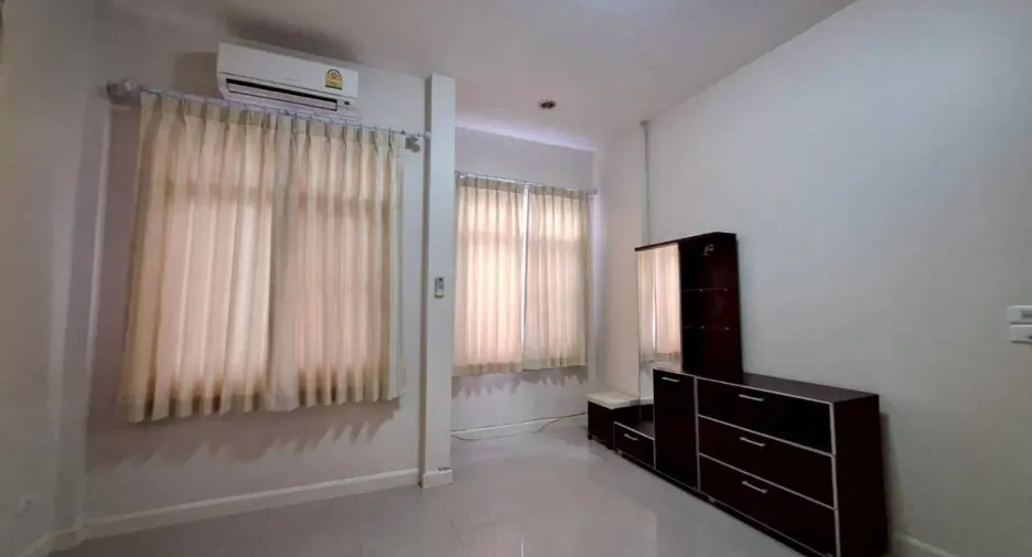 For sale 3 ベッドルーム house in Mueang Khon Kaen, Khon Kaen