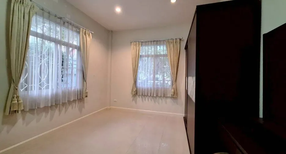 For sale 3 ベッドルーム house in Mueang Khon Kaen, Khon Kaen