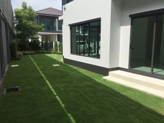 Casa en alquiler de 4 habitaciones en Bang Kapi, Bangkok